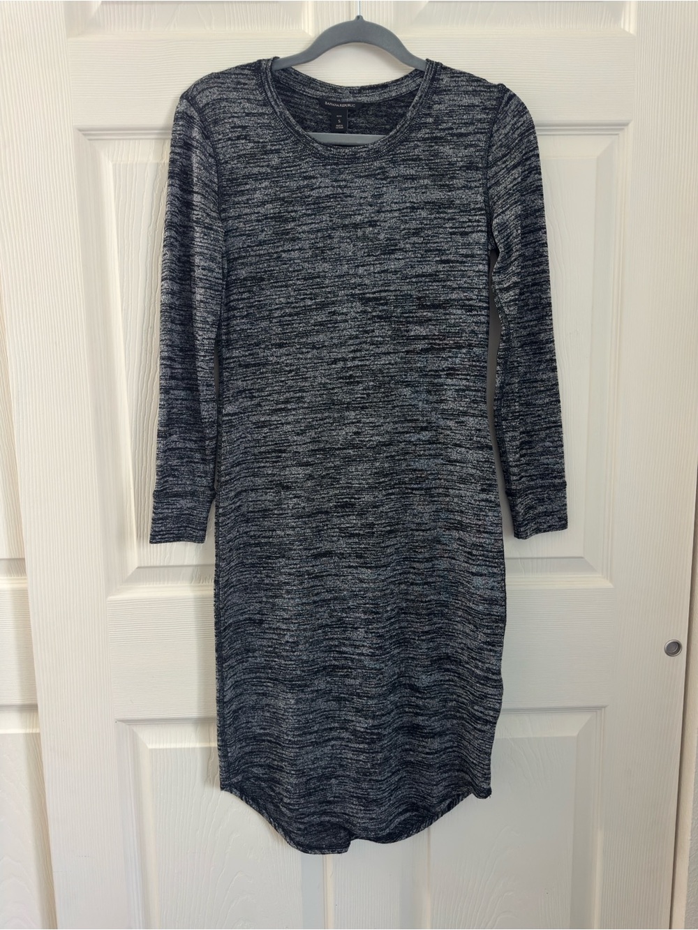 Banana Republic Midi Grey Black Heathered knit dress Sz: Petite Small